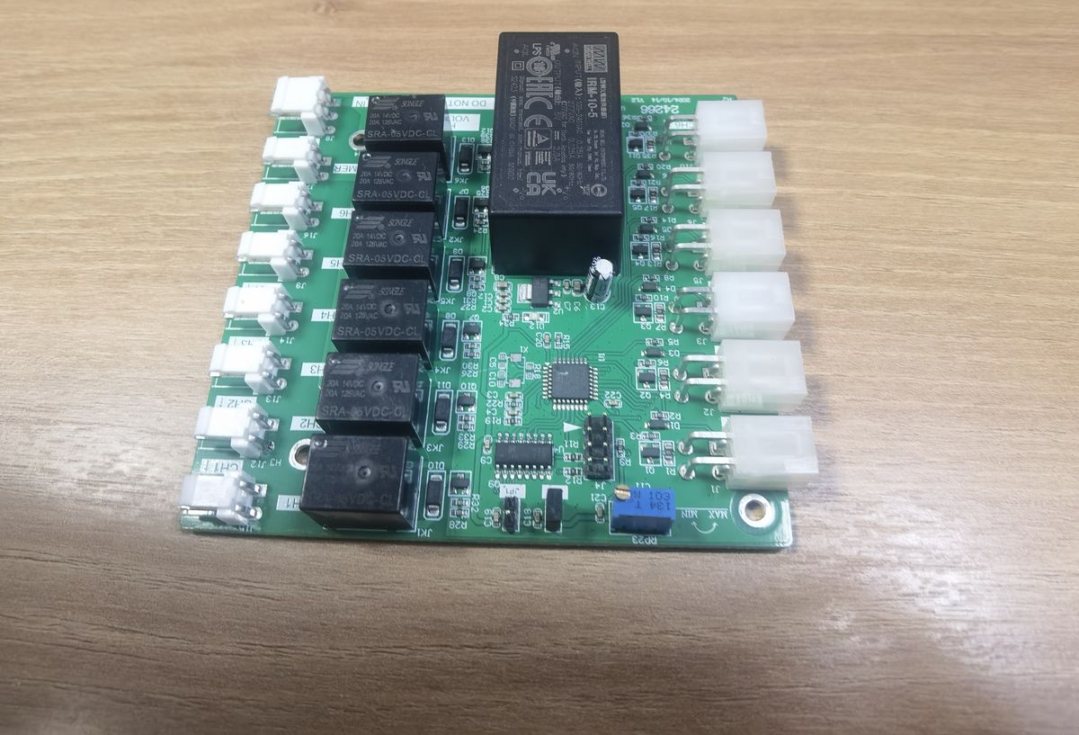 Bulb Control Board — View 1