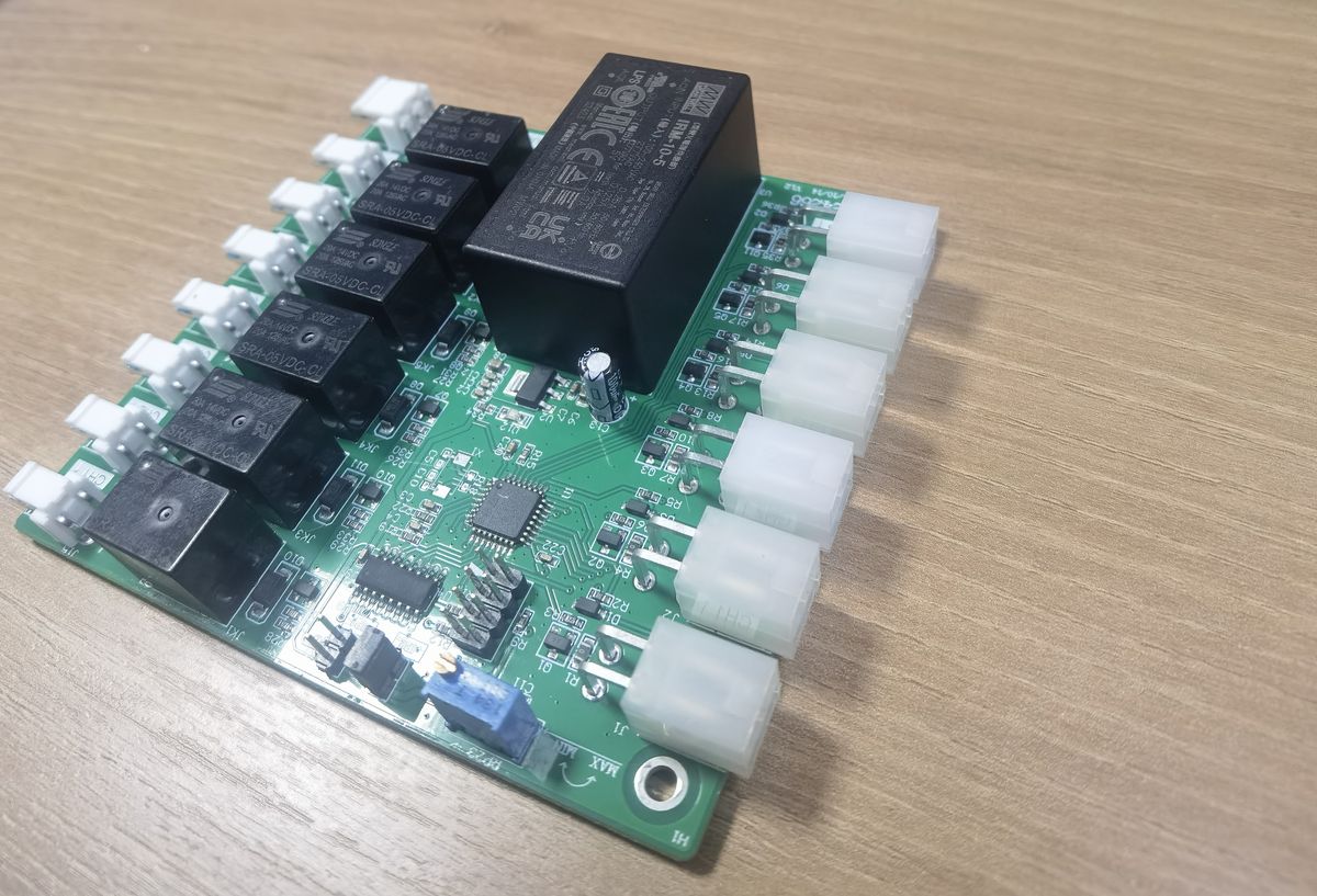 Bulb Control Board — View 3